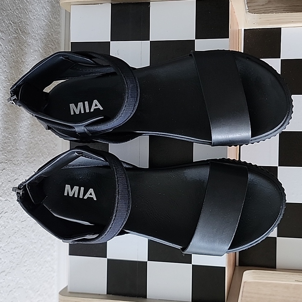 MIA Melia Blk/Night camo shoes 6 - Picture 2 of 5